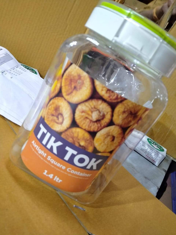 734 TIK Tok Plastic Airtight Square 1.4 Litre Containers